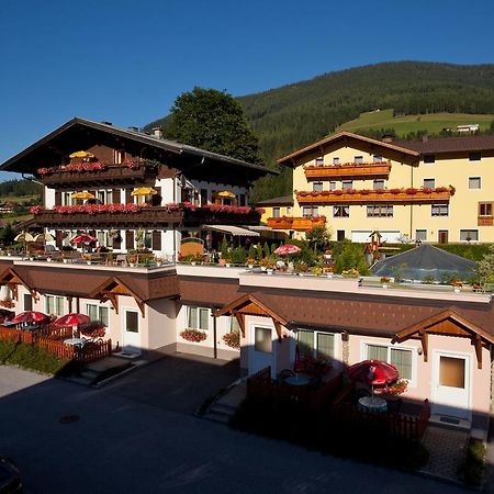 Ferienwohnung Familiengästehaus Ingrid Sankt Martin am Tennengebirge Exterior foto