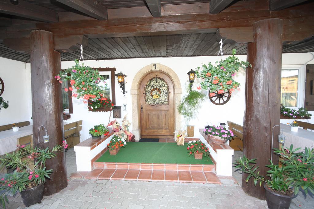 Ferienwohnung Familiengästehaus Ingrid Sankt Martin am Tennengebirge Zimmer foto