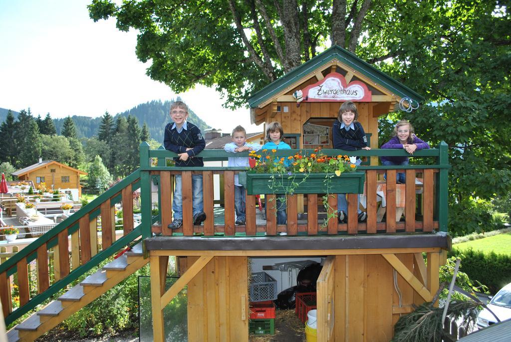 Familiengästehaus Ingrid Sankt Martin am Tennengebirge Exterior foto
