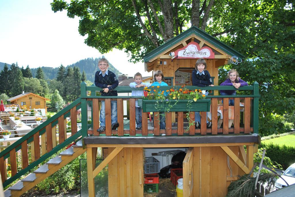 Ferienwohnung Familiengästehaus Ingrid Sankt Martin am Tennengebirge Exterior foto